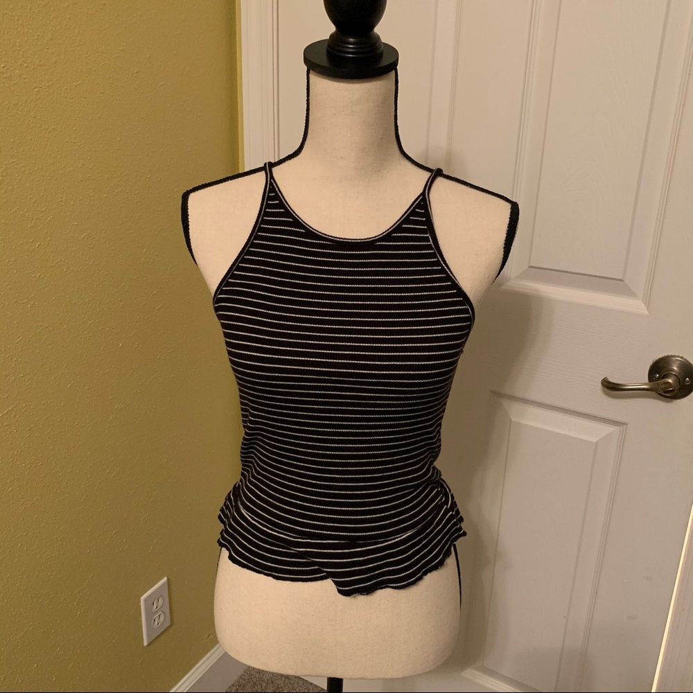 High neck fit and flare crop top (M)